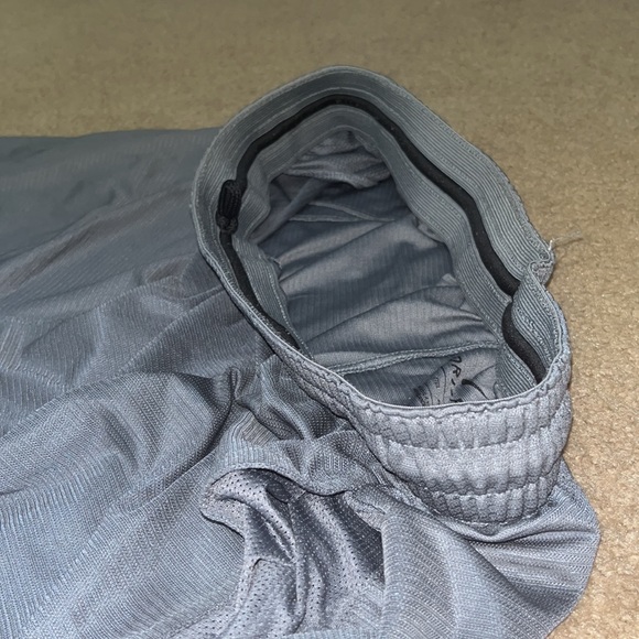 Nike Dri-Fit Shorts. Like New - Picture 5 of 5